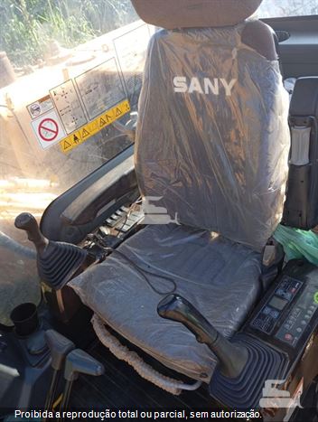 Escavadeira Sany SY135C