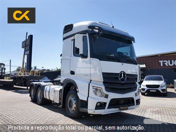Caminhão Mercedes-Benz Actros 2651 S 6x4 2p (Diesel)(E5)