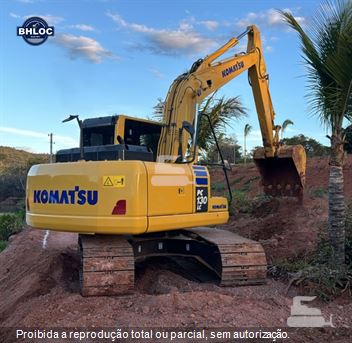 Escavadeira Komatsu PC130