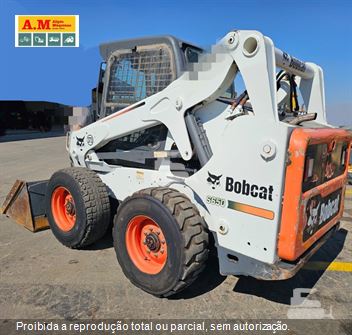 Mini-Carregadeira Bobcat S650