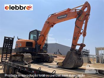 Mini-Escavadeira Doosan DX80R