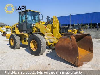 Pá Carregadeira Caterpillar 938K