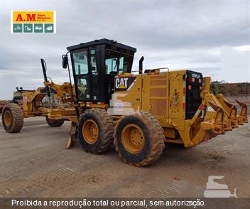 Motoniveladora Caterpillar 140K