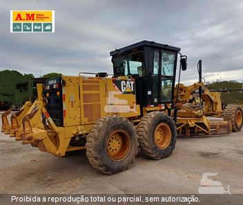 Motoniveladora Caterpillar 140K
