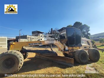 Motoniveladora New Holland RG200B