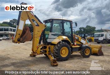 Retro Escavadeira Caterpillar 416F2