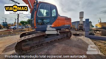 Escavadeira Doosan 225 LCV