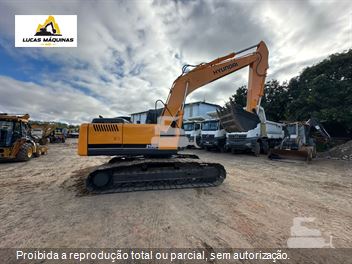 Escavadeira Hyundai R210LC-7
