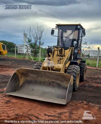 Pá Carregadeira SEM 618D