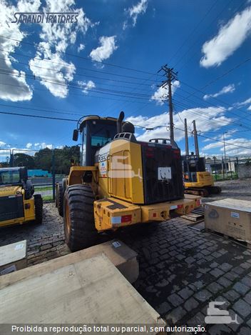 Pá Carregadeira John Deere 624K