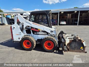 Mini-Carregadeira Bobcat S570