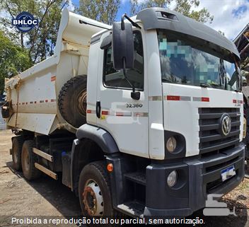 Caminhão Volkswagen 32-360 Constellation 6x4 2p (diesel)(E5)
