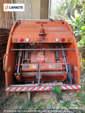 Caçamba Coletora , Compactador de lixo