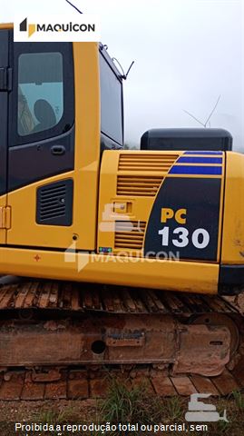 Escavadeira Komatsu PC130