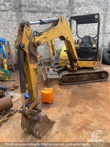 Mini-Escavadeira Caterpillar 302.5C