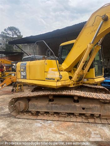 Escavadeira Komatsu PC160