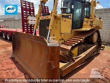Trator de Esteira Caterpillar D6T