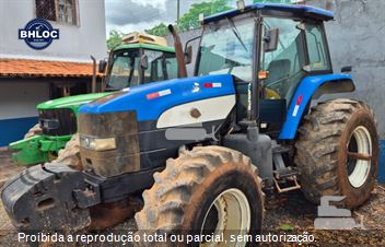 Trator Agrícola New Holland TM7040