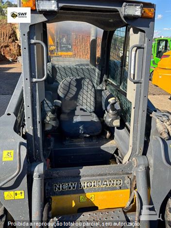Mini-Carregadeira New Holland L218