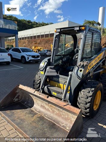 Mini-Carregadeira New Holland L218