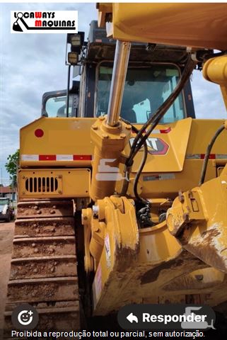 Trator de Esteira Caterpillar D8T