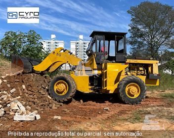 Pá Carregadeira Michigan 55A