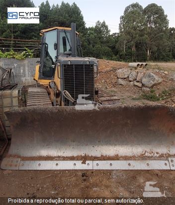 Trator de Esteira John Deere 700J-II