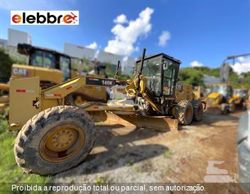 Motoniveladora Caterpillar 140K