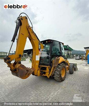 Retro Escavadeira Caterpillar 416E