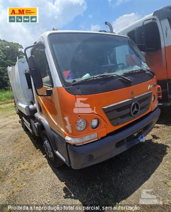 Caminhão Mercedes-Benz Accelo 1016 2p (Diesel) (E5)