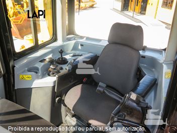 Trator de Esteira Caterpillar D6T XL