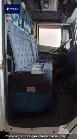 Caminhão Mercedes-Benz L-1620 2p (diesel)