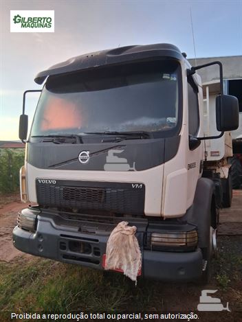 Caminhão Volvo VM 330 6x4 2p (Diesel) (E5)