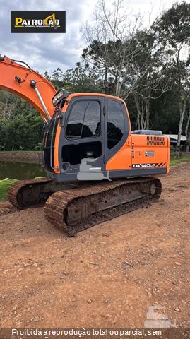 Escavadeira Doosan DX140LC