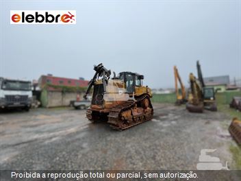 Trator de Esteira Caterpillar D8T