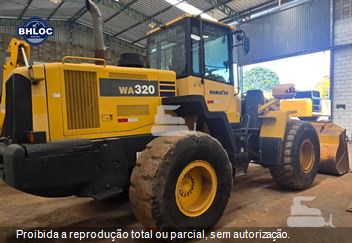 Pá Carregadeira Komatsu WA320