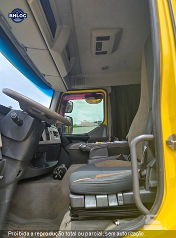 Caminhão Volvo VM 330 8x2 2p (Diesel) (E5)