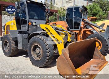 Pá Carregadeira New Holland 12D