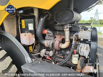 Pá Carregadeira New Holland W130 B