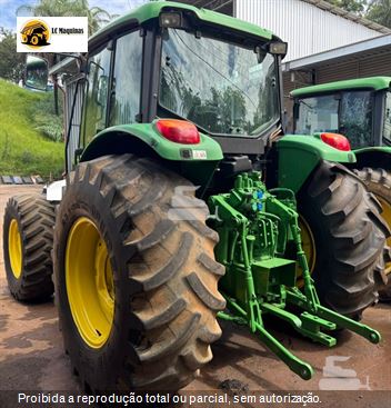 Trator Agrícola John Deere 6110