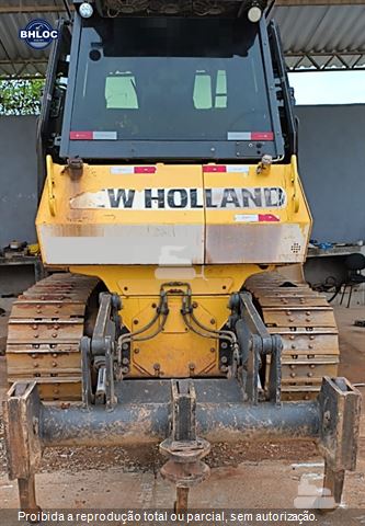Trator de Esteira New Holland D140 B