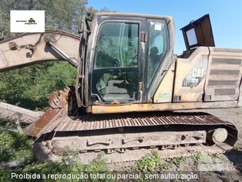 Escavadeira Caterpillar 320
