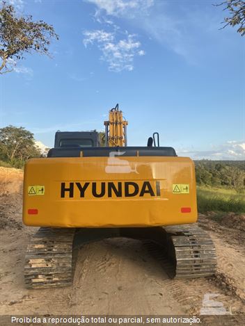 Escavadeira Hyundai R210LC-7