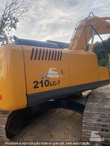 Escavadeira Hyundai R210LC-7