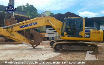 Escavadeira Komatsu PC210