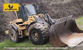 Pá Carregadeira Volvo L110F