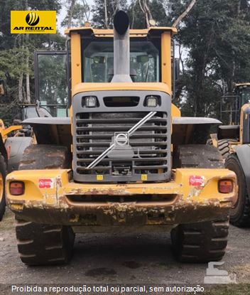 Pá Carregadeira Volvo L110F