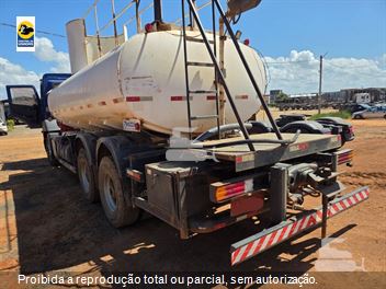 Caminhão Mercedes-Benz Axor 3344 S 6x4 2p (diesel)