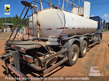 Caminhão Mercedes-Benz Axor 3344 S 6x4 2p (diesel)
