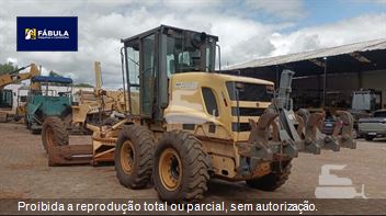 Motoniveladora New Holland RG170B